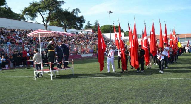 Ayvalıkta Cumhuriyetin 100. yıl coşkusu