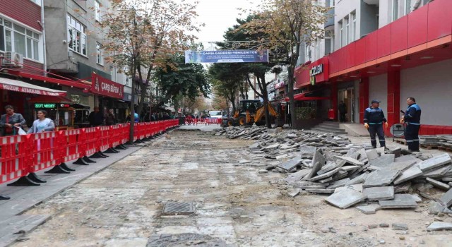 Bağcılar Çarşı Caddesi modern görünümüne kavuşuyor