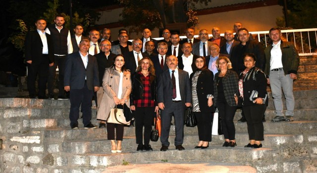 Başkan Çelik: “En önemli görevimiz vatandaşa hizmet”