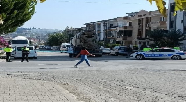 Beton mikseri altında kalan kadın hayatını kaybetti