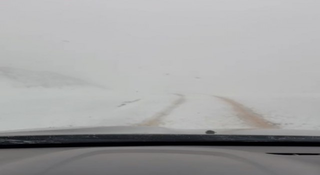 Bingölün dağlarına ekim ayında kar düştü