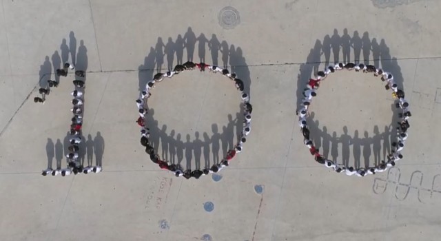 Bodrumda öğrencilerden 100üncü Yıl Marşı