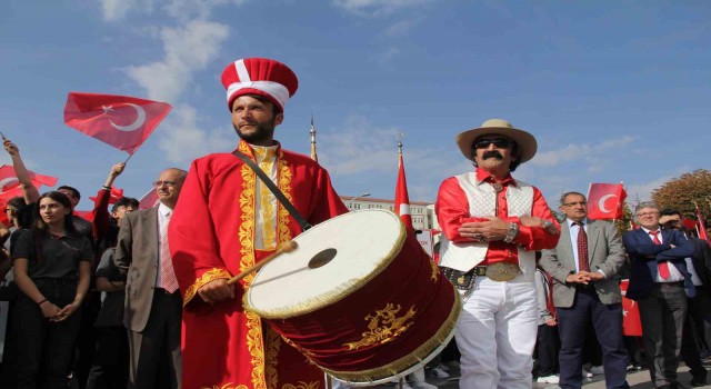 Çorumda 100üncü yıl coşkusu