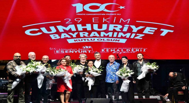Cumhuriyet Döneminde yetişen büyük halk ozanları için anma etkinliği düzenledi