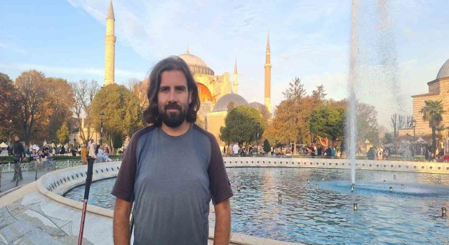 Cumhuriyetin 100. yılında Paristen İstanbula yürüme hayalini gerçekleştirdi