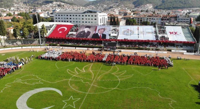 Cumhuriyetin 100üncü yılı Muğlada coşku ile kutlandı