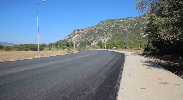 Düğerek mahallesi sıcak asfalta kavuştu