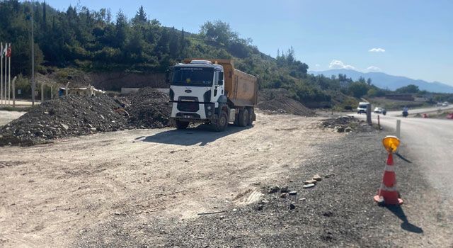 Düziçi'nde yol yapım çalışmaları yeniden başladı