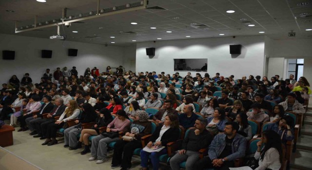 Eğitim Fakültesinden Milli İrade ve Cumhuriyet konferansı
