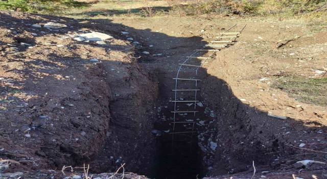 Elazığda kaçak kazı yapan 5 şüpheli suçüstü yakalandı