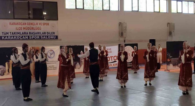 Elazığda Kulüpler Arası Halk Oyunları Yarışması bölge finali yapıldı