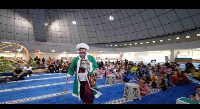 Erzincanda çocuk camii buluşması