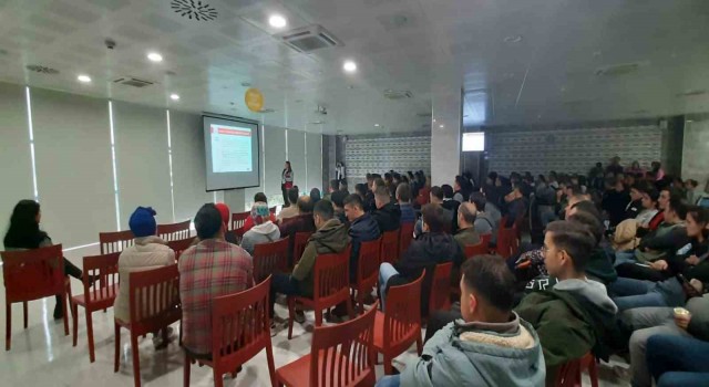 Fabrikalarda farkındalık eğitimi veriliyor