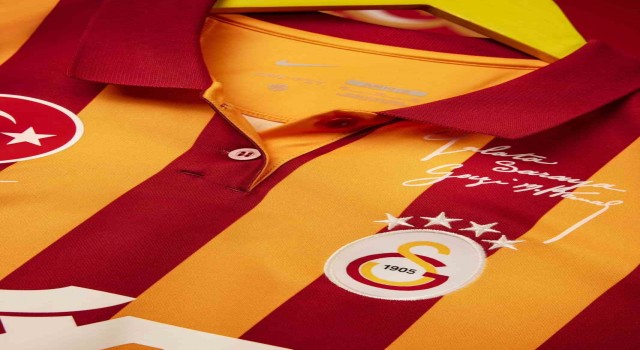 Galatasaraydan, Cumhuriyetin 100. yılına özel forma