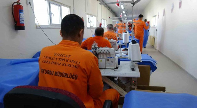 Hastanelerin tekstil malzemelerini hükümlü ve tutuklular üretiyor