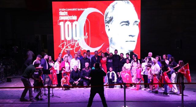 Hatay'da Cumhuriyet'in 100. Yılı Kutlandı