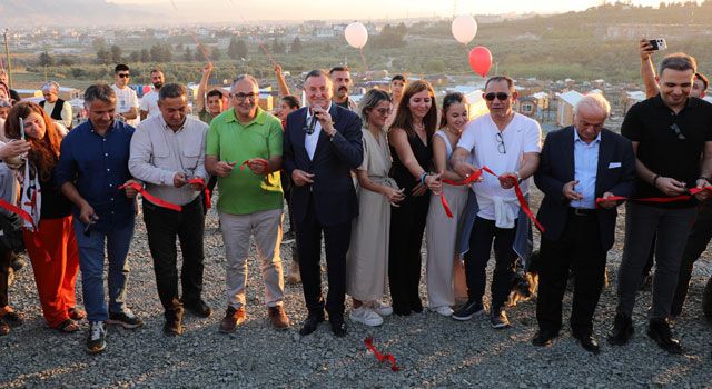 Hatay'da depremzedeler için Örnek Evler Yaşam Köyü açıldı
