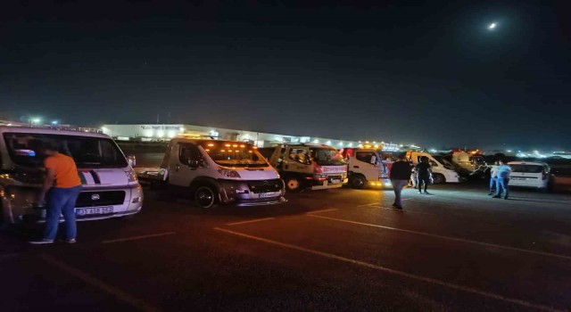 İzmirde oto çekici konvoyu: İsraili kınadılar