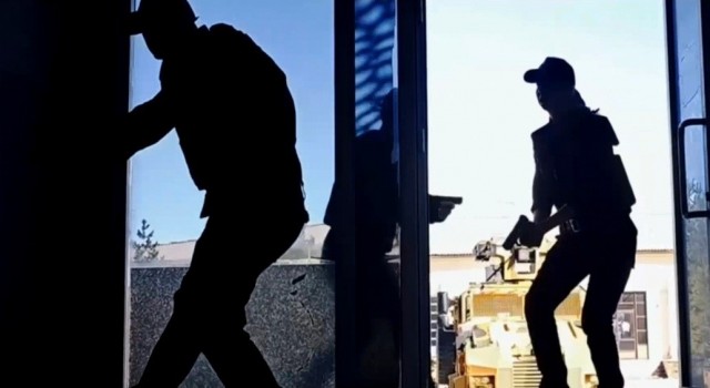 Kafes operasyonunda Erzincandan 2 şüpheli gözaltına alındı