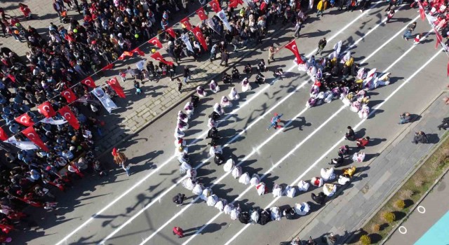 Karsta Cumhuriyet Bayramı coşkusu