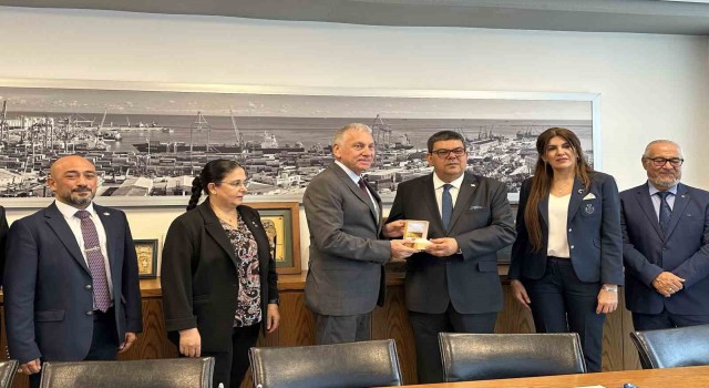 KKTCli Bakan Berova: “KKTCnin tek çıkış kapısı Mersin”