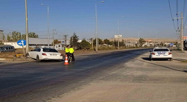 Konyada motosiklet ile otomobil çarpıştı: 2 yaralı