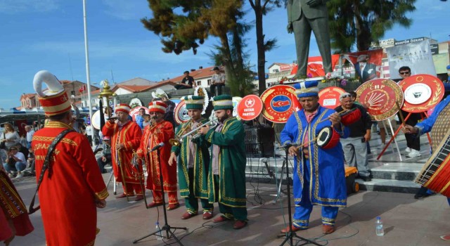 Körfez Yörükleri Cumhuriyetin 100. yıldönümünü mehteran ve pilav-keşkek hayrıyla kutladı