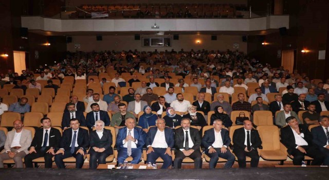 Malatyada İstikamet rehberi olarak peygamber” konferansı