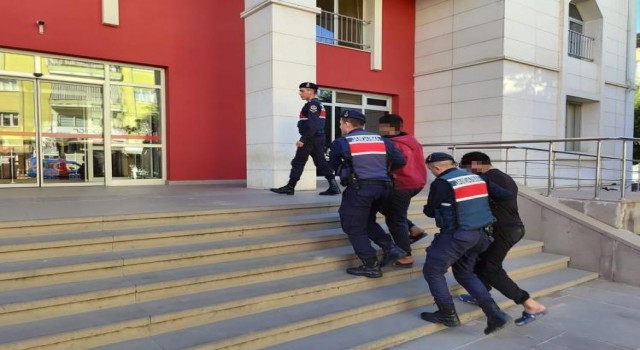 Manisada terör operasyonu: 2 yabancı uyruklu yakalandı