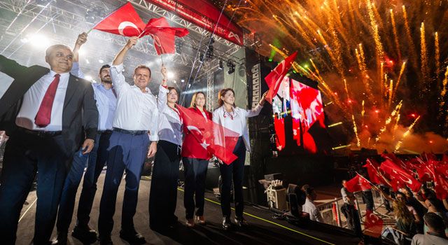 Mersin Büyükşehir Belediyesi, Cumhuriyet'in 100. Yılını Dolu Dolu Kutladı