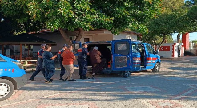 Mersinde göçmen kaçakçılığı yapan 7 kişi yakalandı