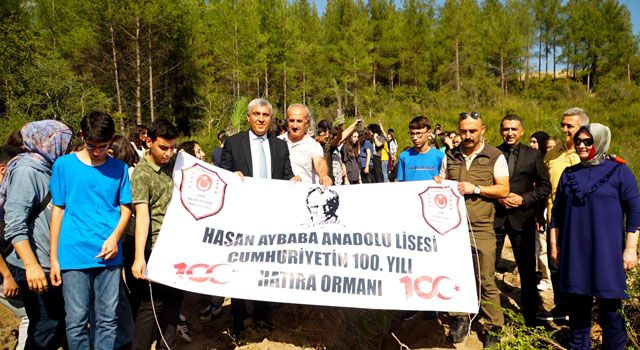 Öğrenciler, Fidan Dikerek Geleceğe Nefes Oldu