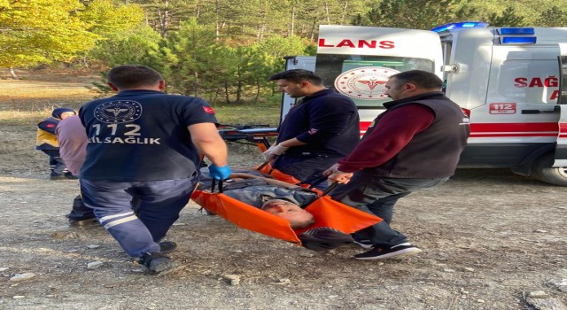 Ormanda rahatsızlanan vatandaşı ormancılar kurtardı
