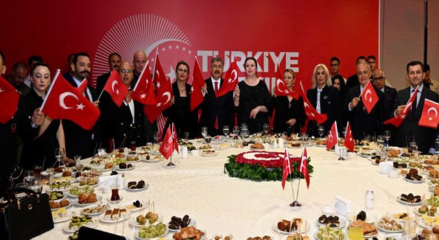 Osmaniye'de Cumhuriyet Resepsiyonu Düzenlendi