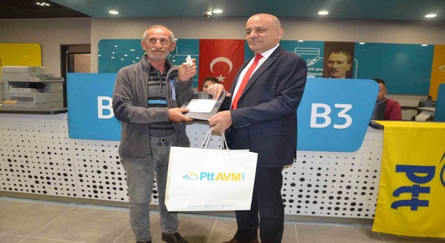 Ptt'den 183. müşteriye kuruluş yıl dönümü hediyesi