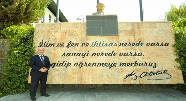 Rektör Derelinin 100. yıl mesajı