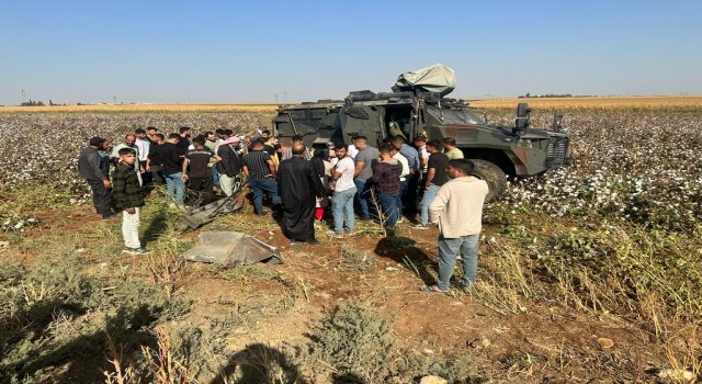 Şanlıurfada zırhlı askeri araç devrildi: 3 yaralı