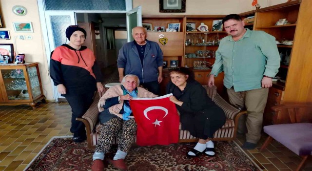 Şehre Vefa Meclisinden Cumhuriyetle yaşıt ulu çınarlara vefa