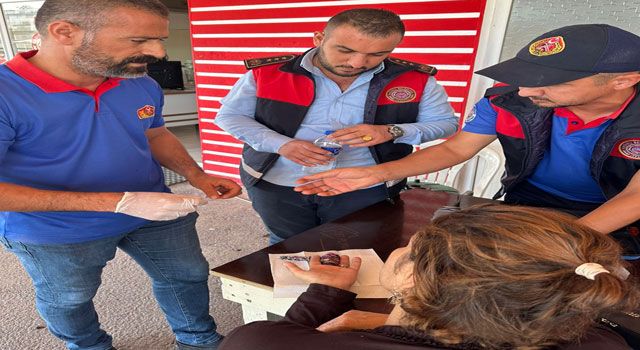 Sıkışan Yüzükten İtfaiye Kurtardı