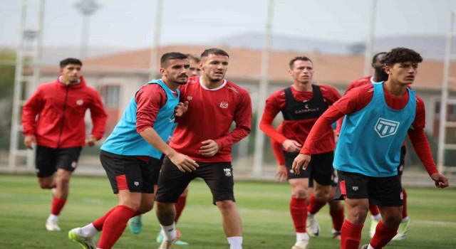 Sivasspor antrenman maçı yaptı