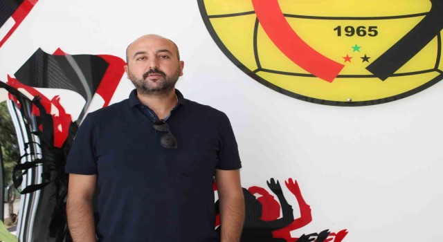 Taraftara Türk bayrağı çağrısı