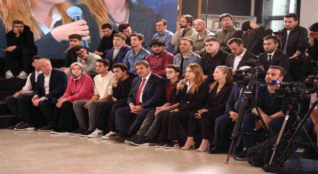 TBMM Başkanı Kurtulmuş: “Filistinde yaşananlar hepimizin yüreğini sızlatıyor içimiz kan ağlıyor