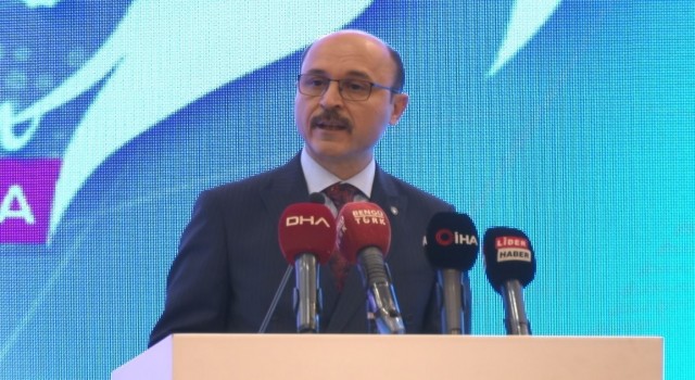 Türk Eğitim-Sen Genel Başkanı Geylan: Bıkmadan, usanmadan fikri, vicdanı hür nesiller yetiştirmeye devam edeceğiz