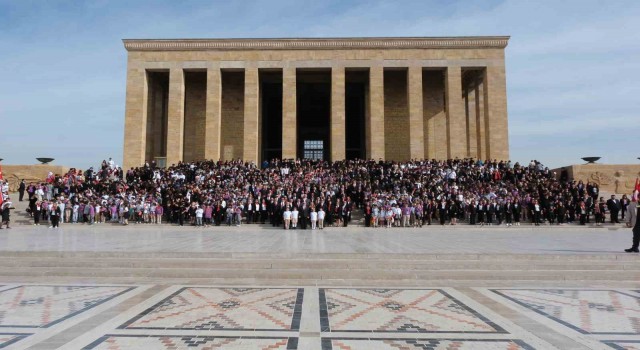 Uğur Okullarından Cumhuriyetin 100. Yılında Ataya ziyaret