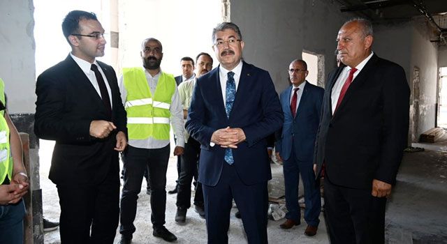 Vali Yılmaz, Sumbas Hükümet Konağı inşaatını inceledi