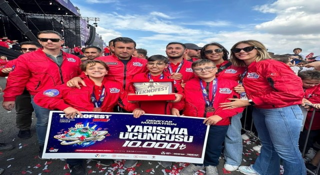 Yunusemreli VEGA takımı TEKNOFESTten ödülle döndü