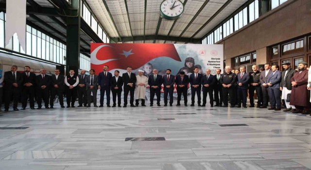 Afganistan'a yardım malzemesi taşıyacak 19. İyilik Treni Ankara'dan hareket etti