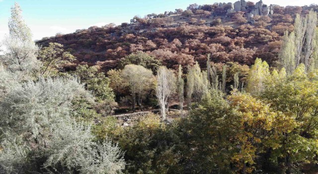 Afyonkarahisardaki sonbahar manzaraları dron ile havadan görüntülendi