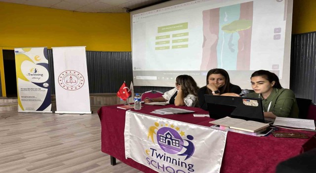 Ağrıda eTwinning Bilgilendirme Semineri düzenlendi