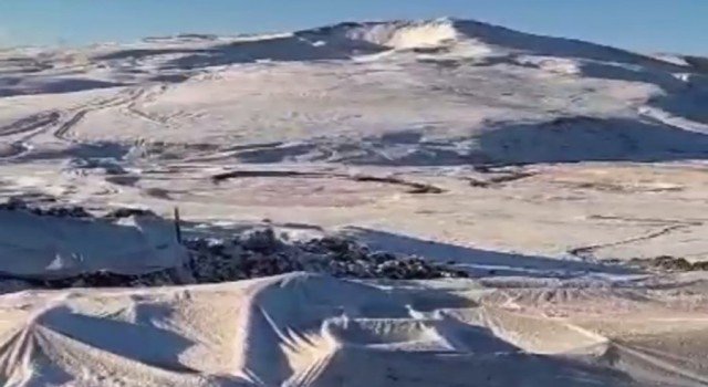 Ağrının yüksek kesimleri beyaza büründü